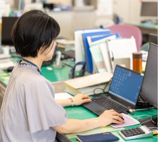 勤務条件・福利厚生